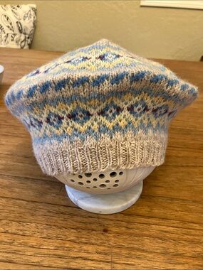 Kids Knit Beret in Beige and Blue - Brand: